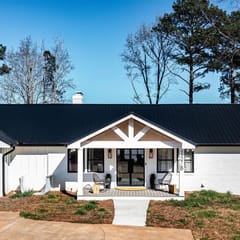 Lake Oconee Lake front with Pool