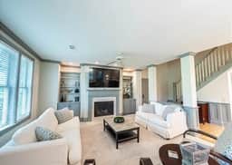 1040E Creekside Condo - Image 3