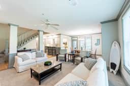1040E Creekside Condo - Image 4