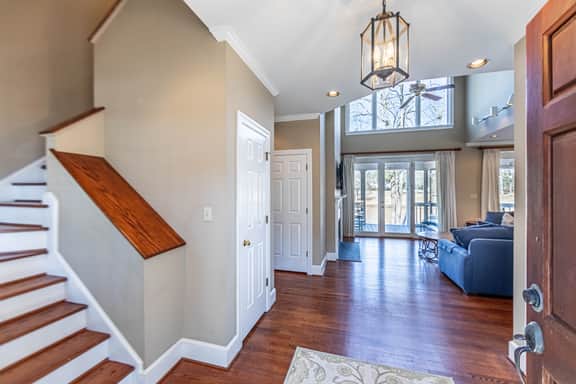 Lakeside Charm on Seven Oaks - Image 3