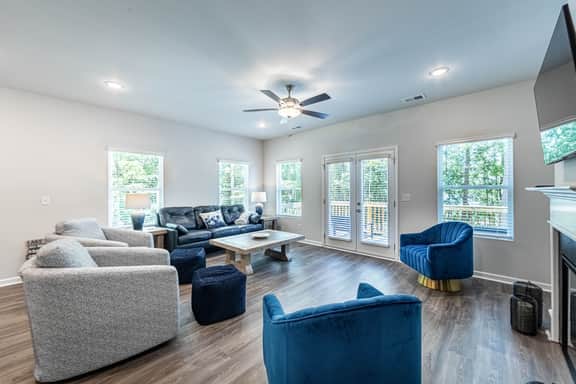 Crane Lane Luxe Retreat - Image 4