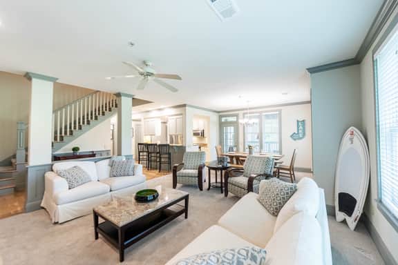 1040E Creekside Condo - Image 4